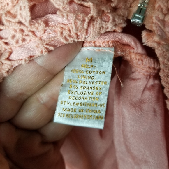 Champagne & Strawberry crochet top size M NWT - Picture 10 of 11